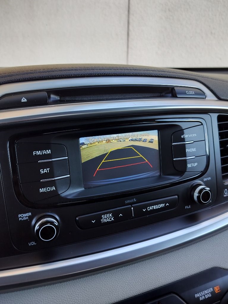 Kia Sorento EX V6 2WD 2016