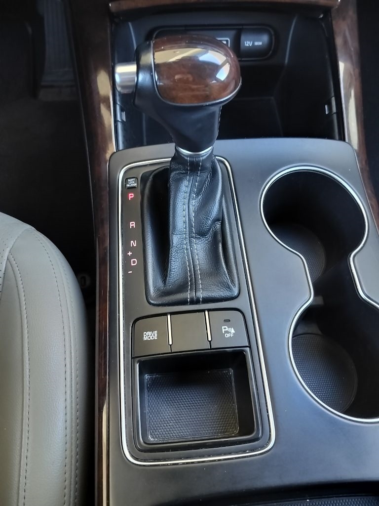 Kia Sorento EX V6 2WD 2016