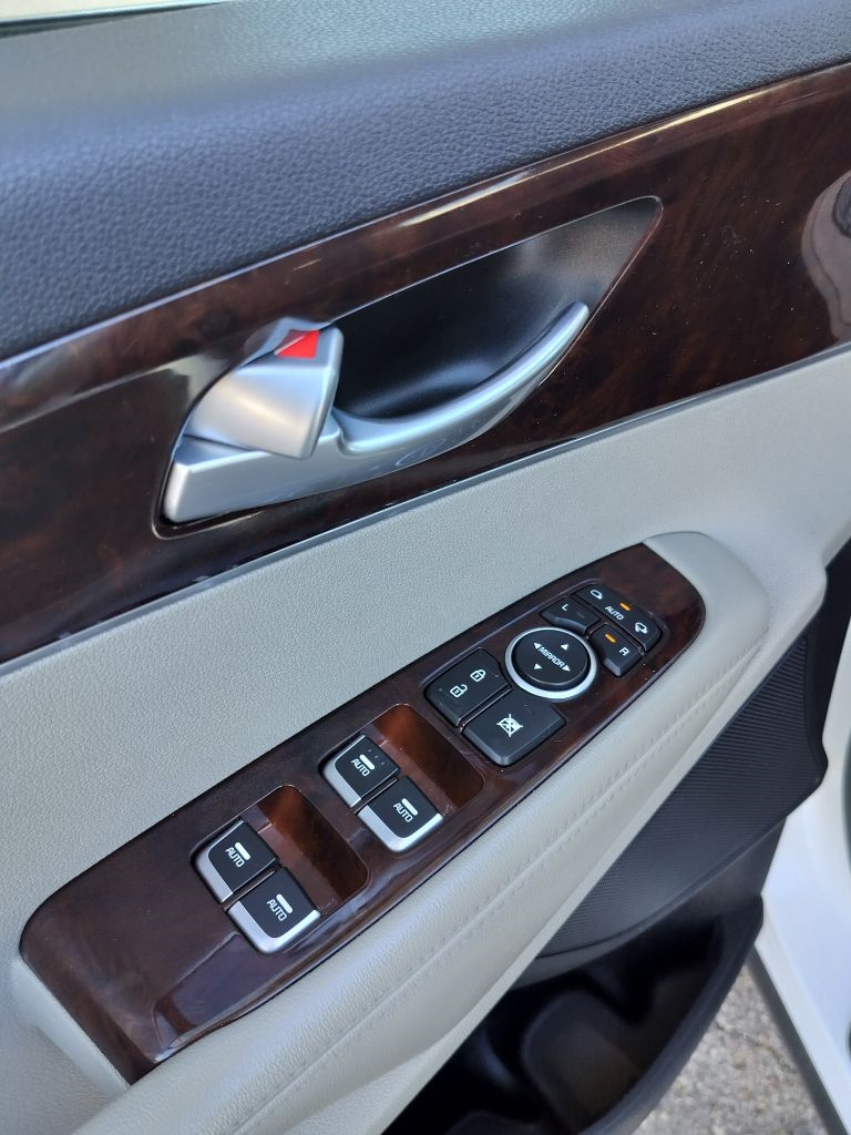 Kia Sorento EX V6 2WD 2016