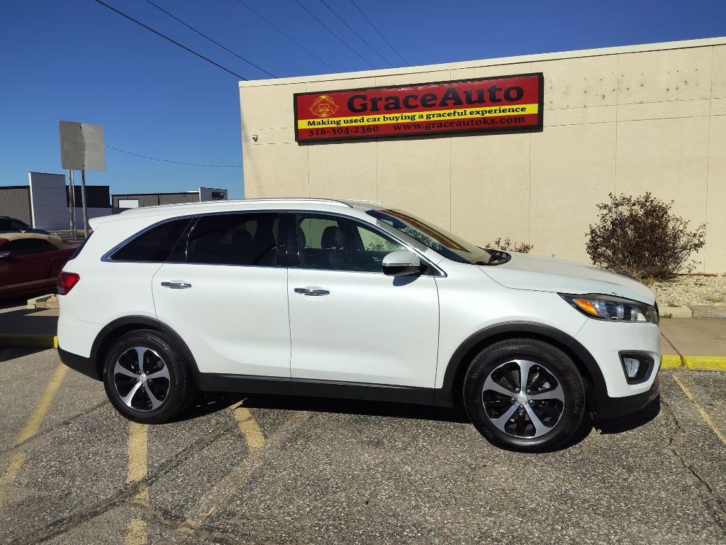 Kia Sorento EX V6 2WD 2016