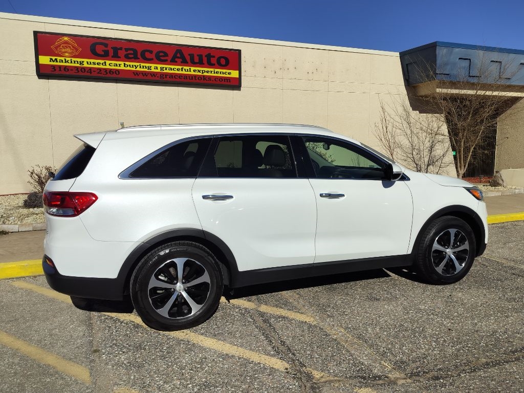 Kia Sorento EX V6 2WD 2016