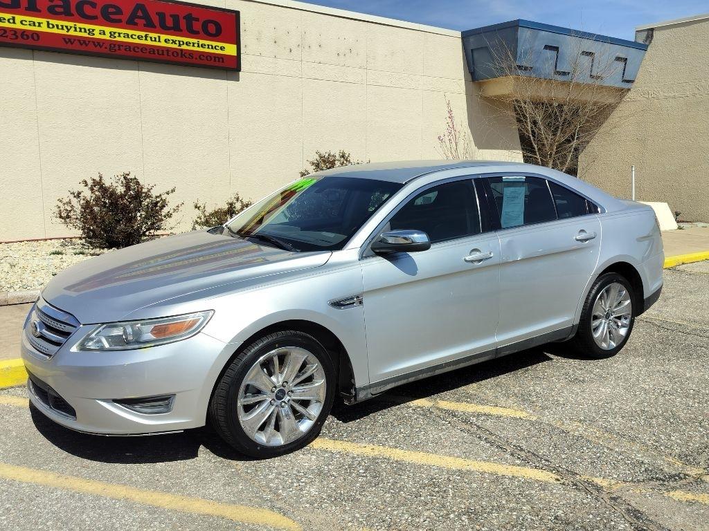 Ford Taurus Limited FWD 2011