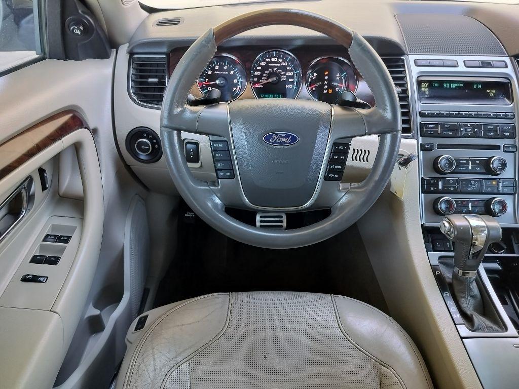 Ford Taurus Limited FWD 2011