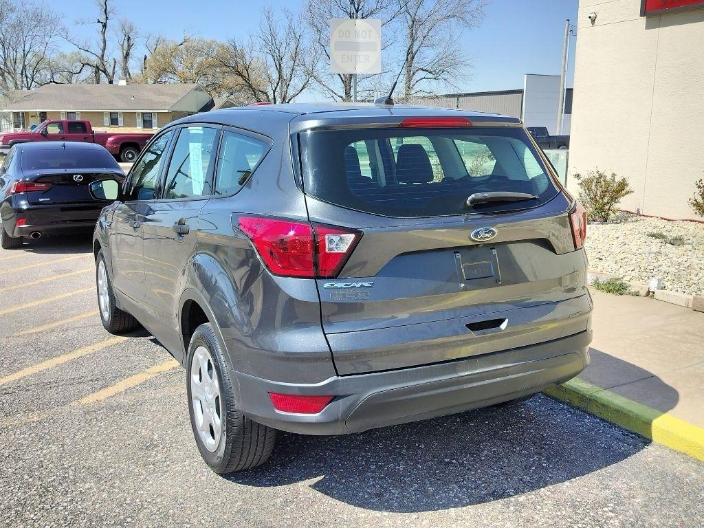 Ford Escape S FWD 2019