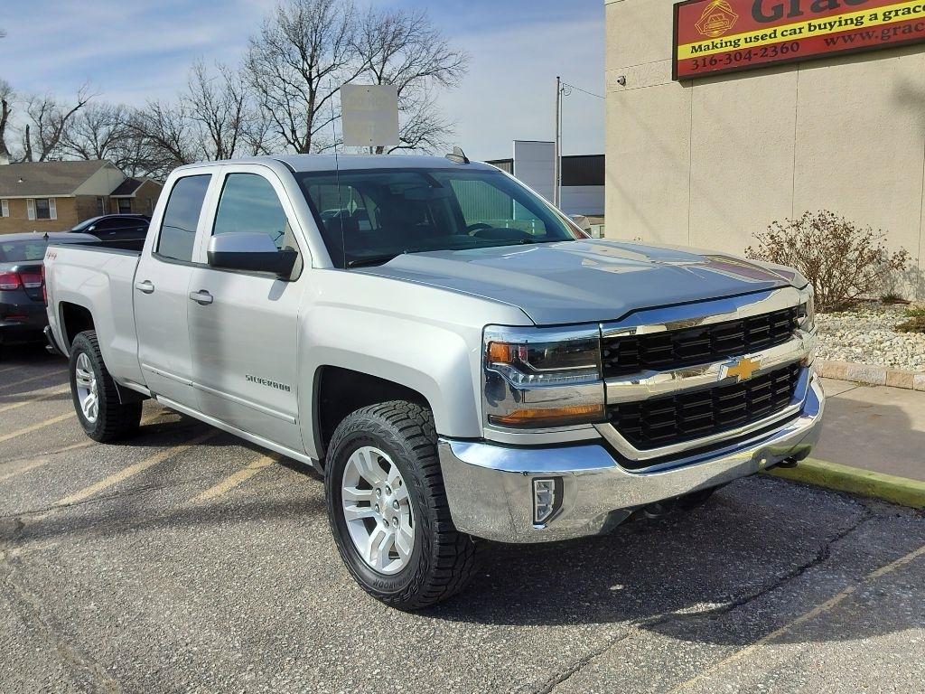 Chevrolet Silverado 1500 LT Double Cab 4WD 2017