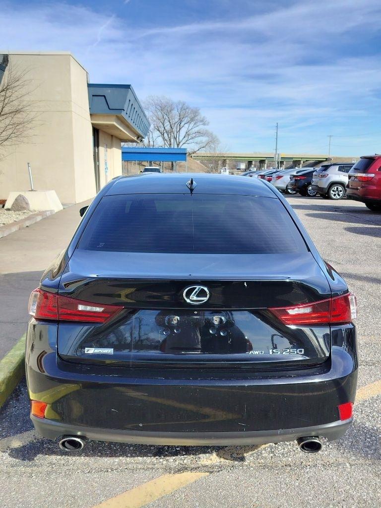 Lexus IS 250 AWD 2015