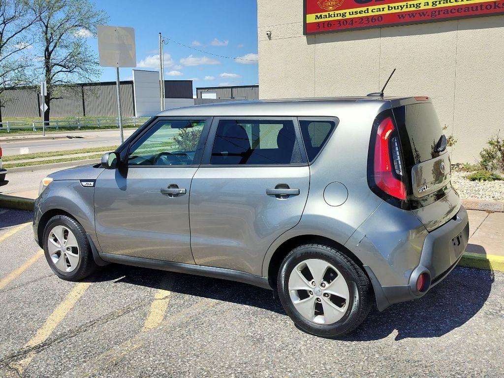 Kia Soul Base 6A 2016