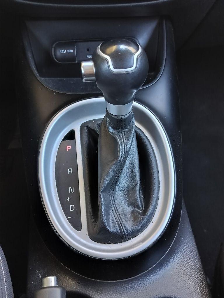 Kia Soul Base 6A 2016