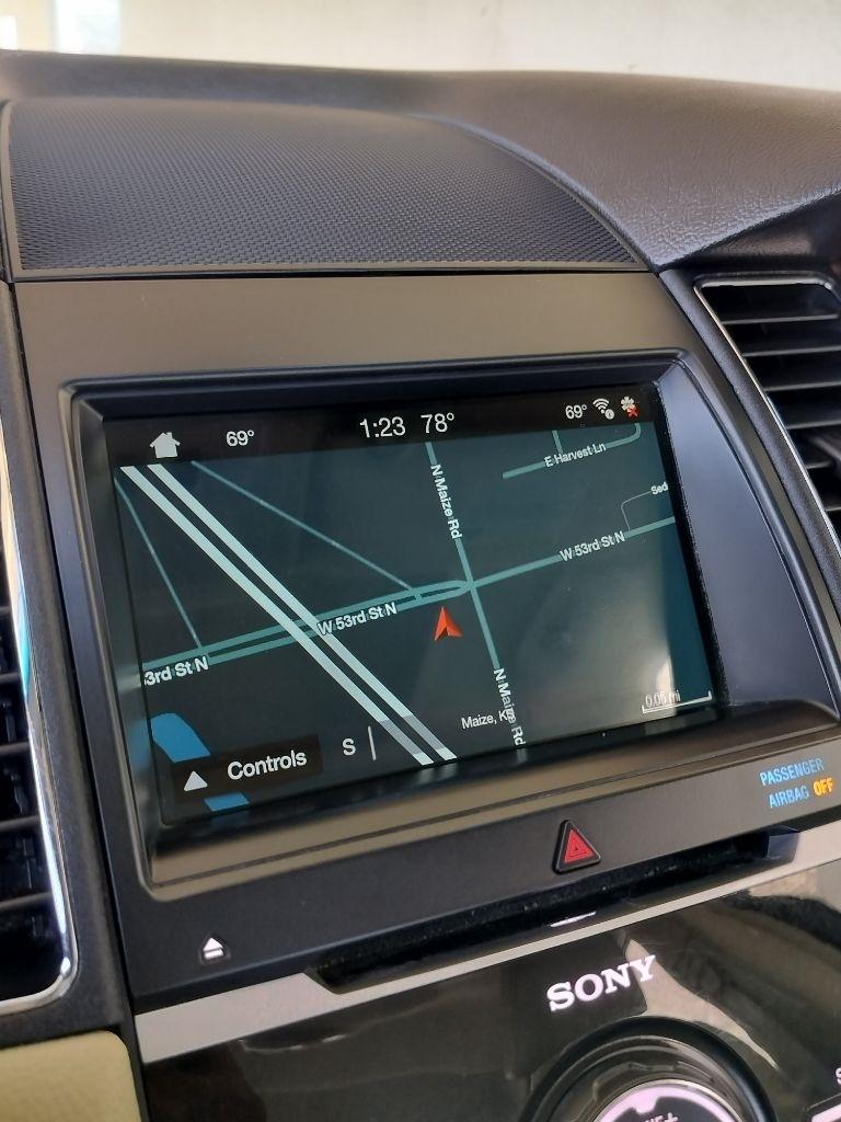 Ford Taurus Limited FWD 2018