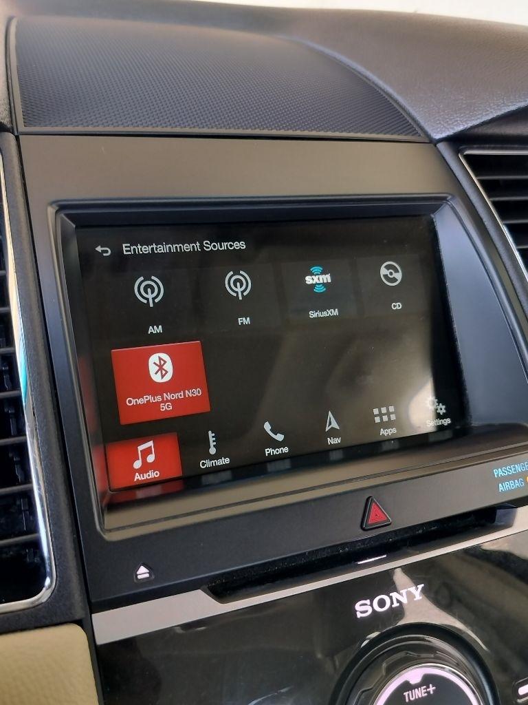 Ford Taurus Limited FWD 2018