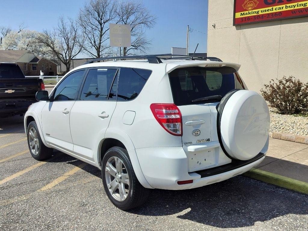 Toyota RAV4 Sport I4 2WD 2009