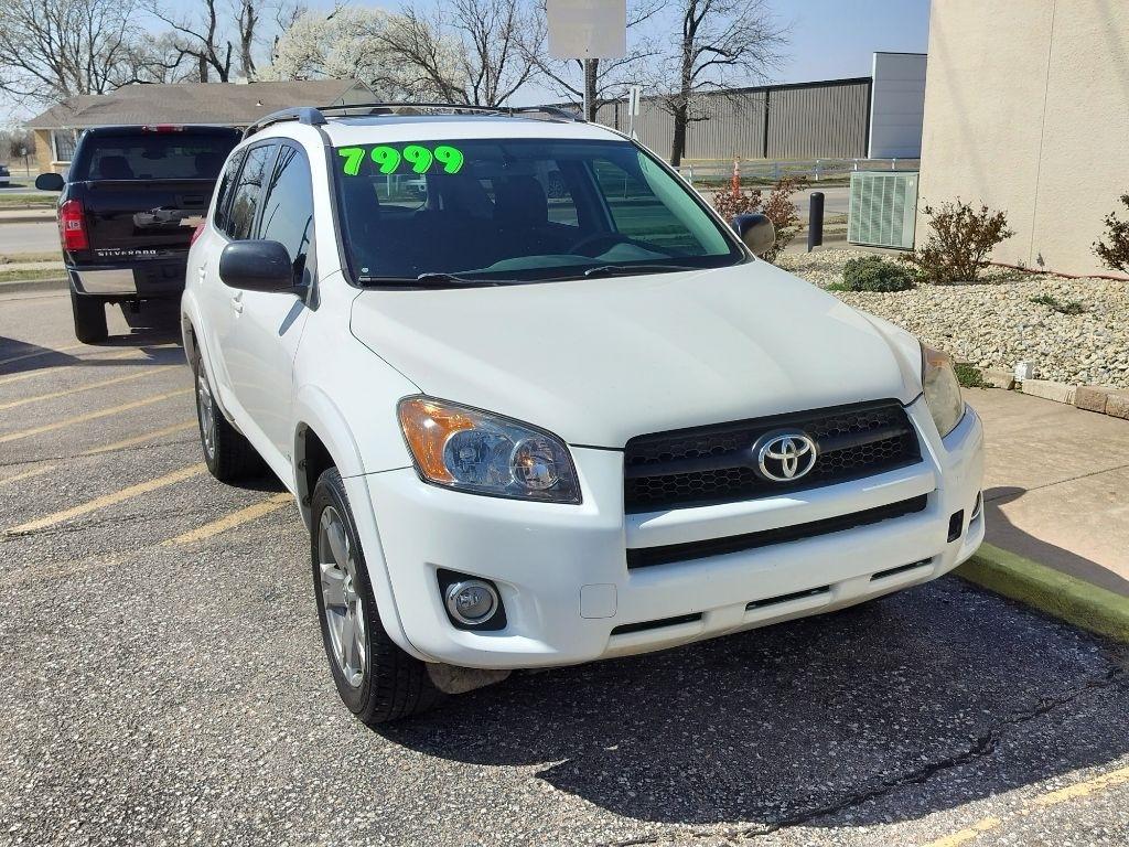 Toyota RAV4 Sport I4 2WD 2009
