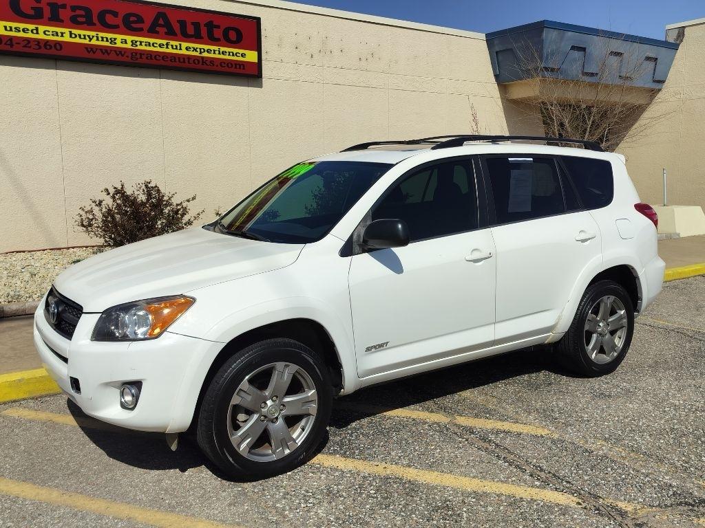 Toyota RAV4 Sport I4 2WD 2009