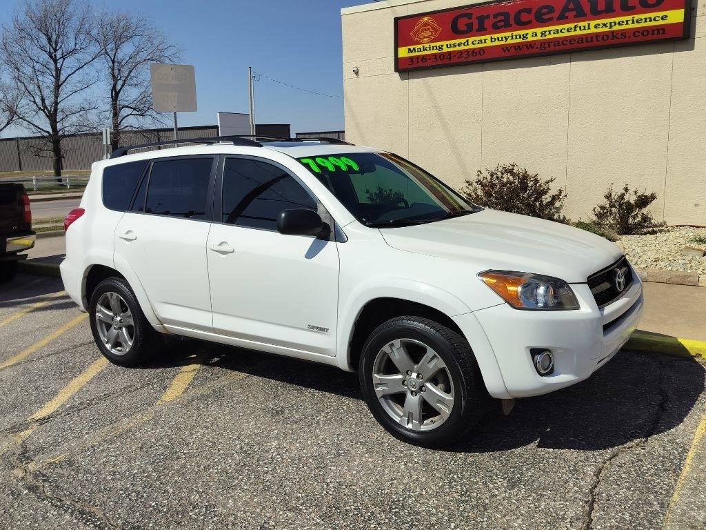 Toyota RAV4 Sport I4 2WD 2009