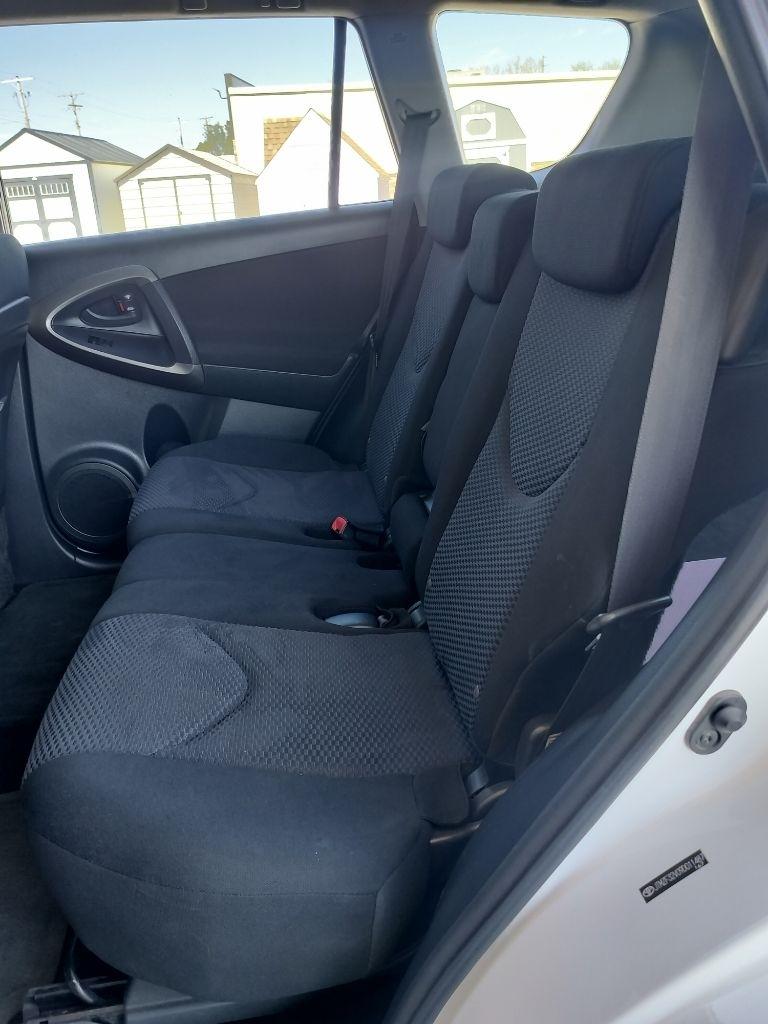 Toyota RAV4 Sport I4 2WD 2009