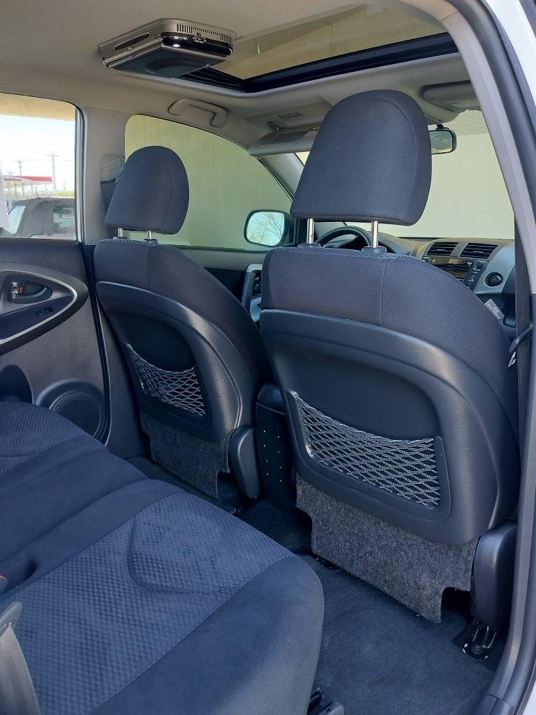 Toyota RAV4 Sport I4 2WD 2009