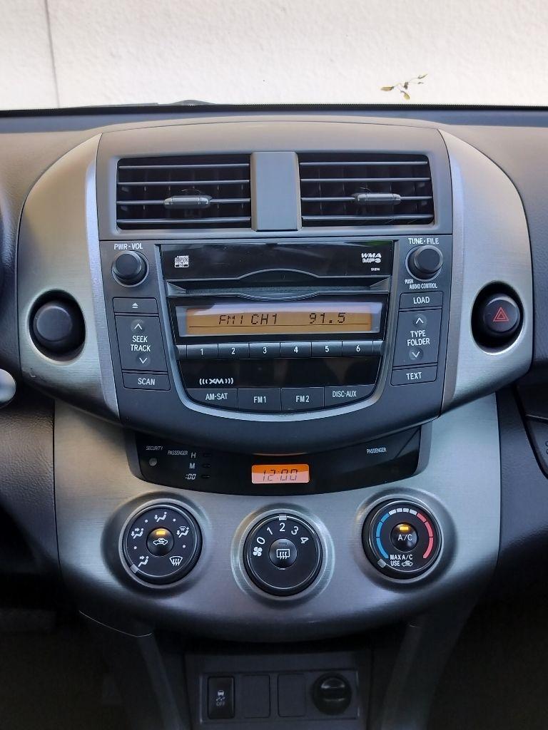 Toyota RAV4 Sport I4 2WD 2009