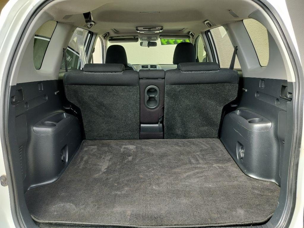 Toyota RAV4 Sport I4 2WD 2009