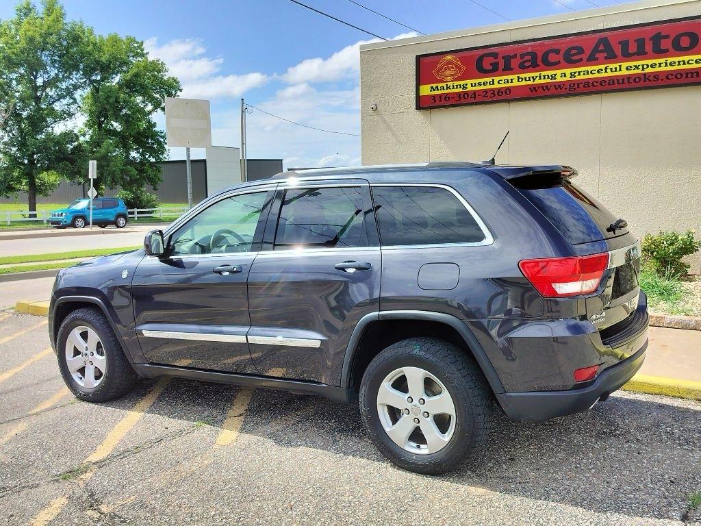 Jeep Grand Cherokee Laredo 4WD 2012