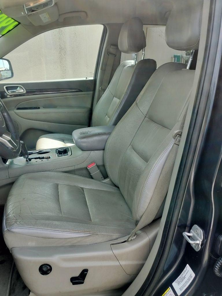 Jeep Grand Cherokee Laredo 4WD 2012