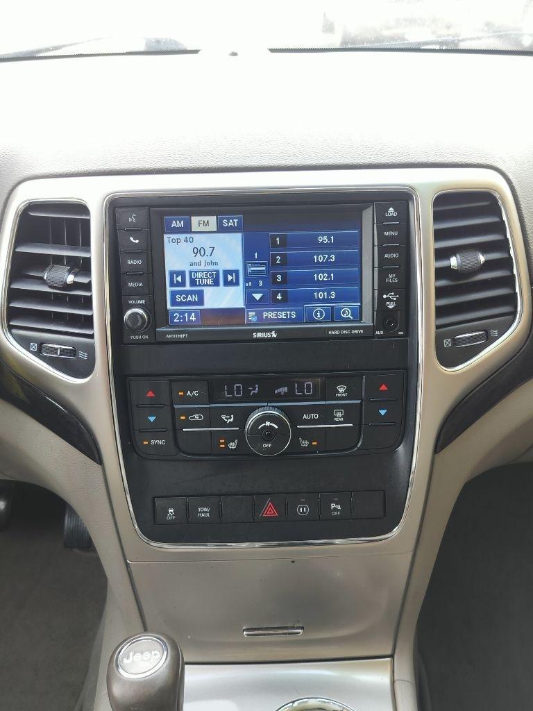 Jeep Grand Cherokee Laredo 4WD 2012