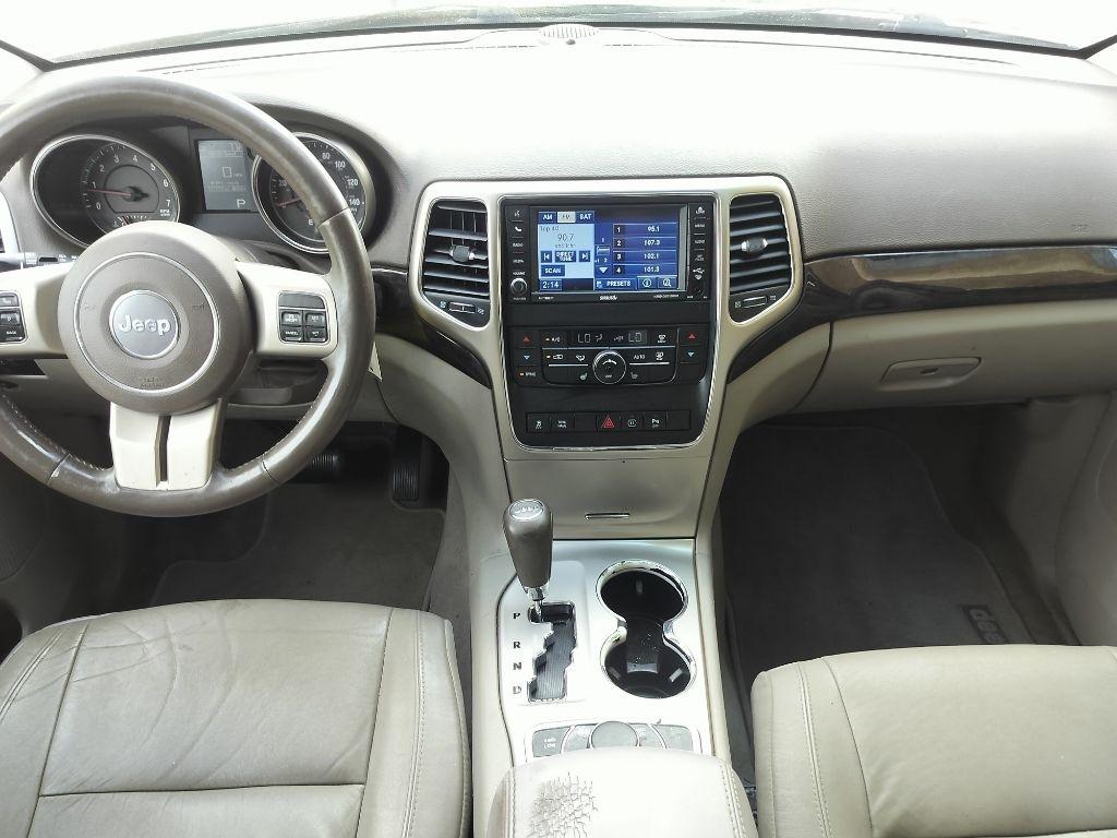 Jeep Grand Cherokee Laredo 4WD 2012