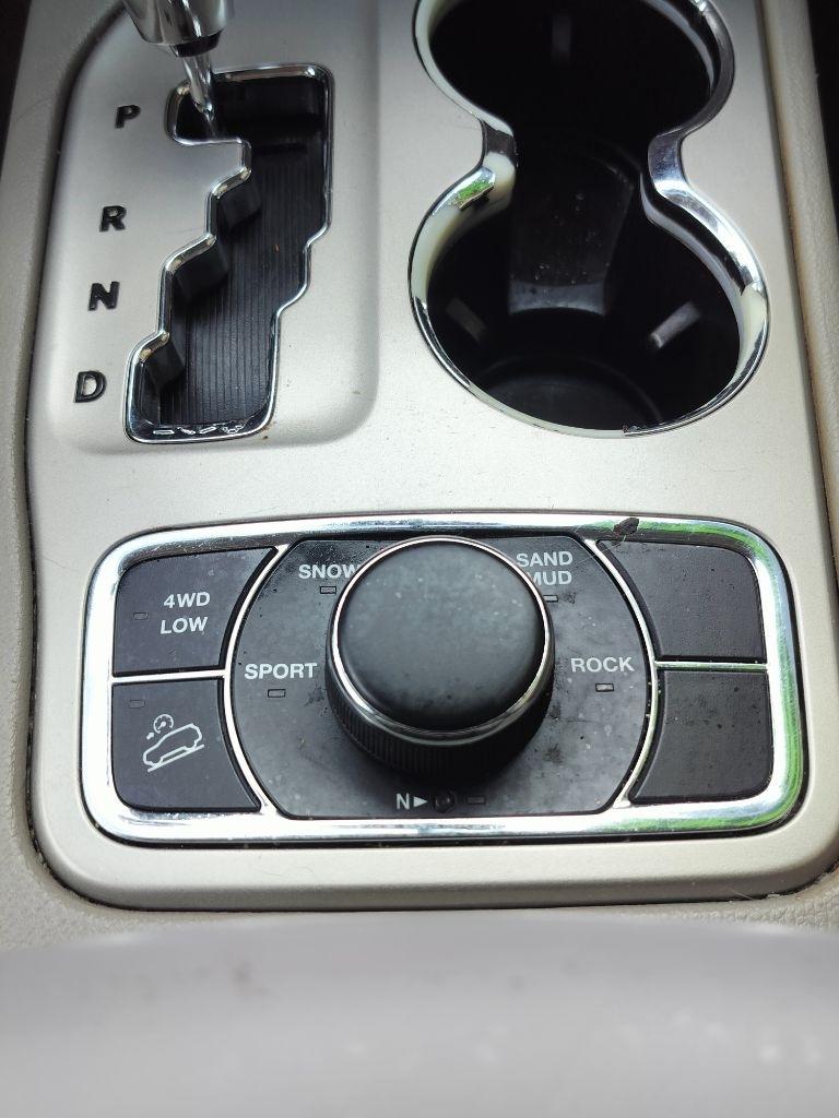 Jeep Grand Cherokee Laredo 4WD 2012