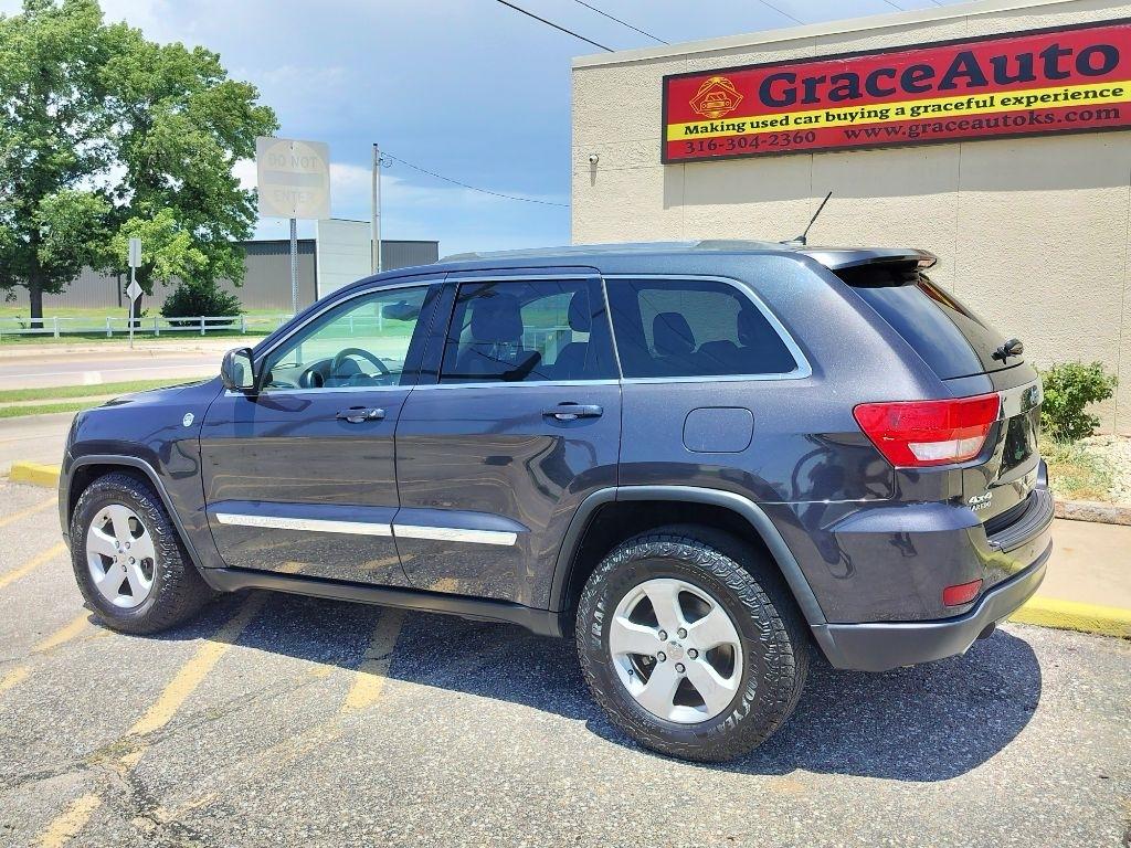Jeep Grand Cherokee Laredo 4WD 2012