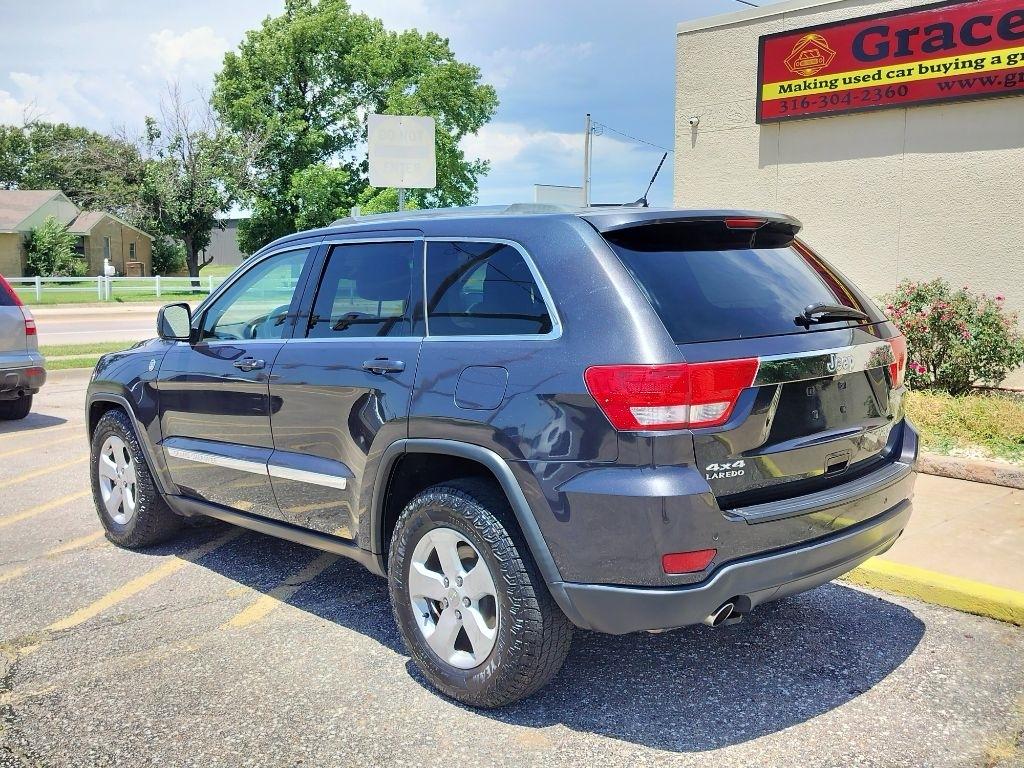 Jeep Grand Cherokee Laredo 4WD 2012