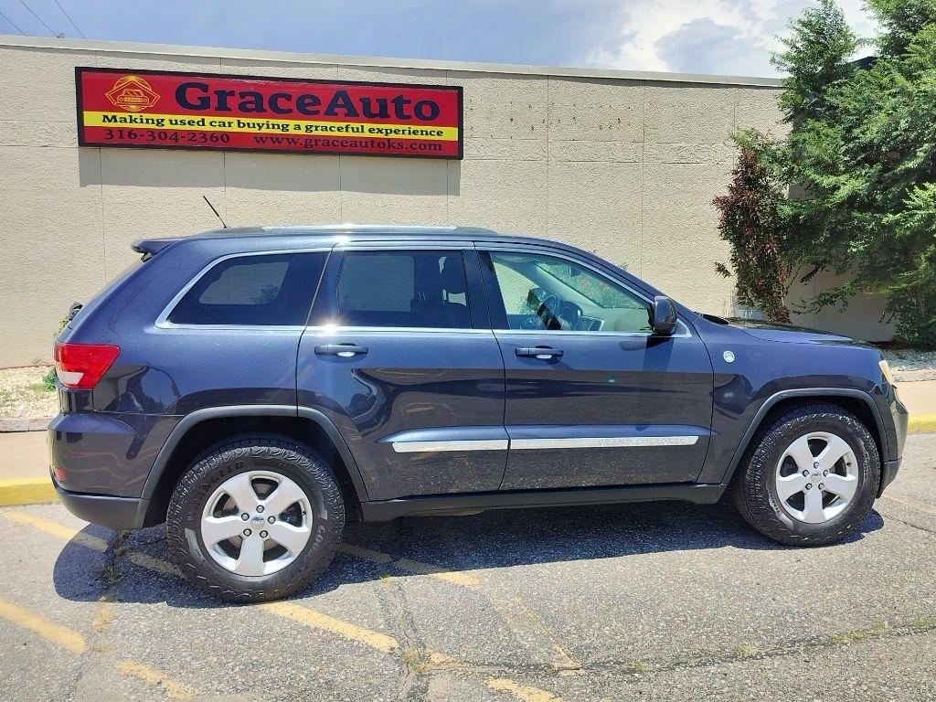 Jeep Grand Cherokee Laredo 4WD 2012