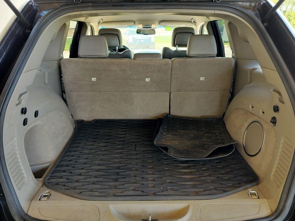 Jeep Grand Cherokee Laredo 4WD 2012