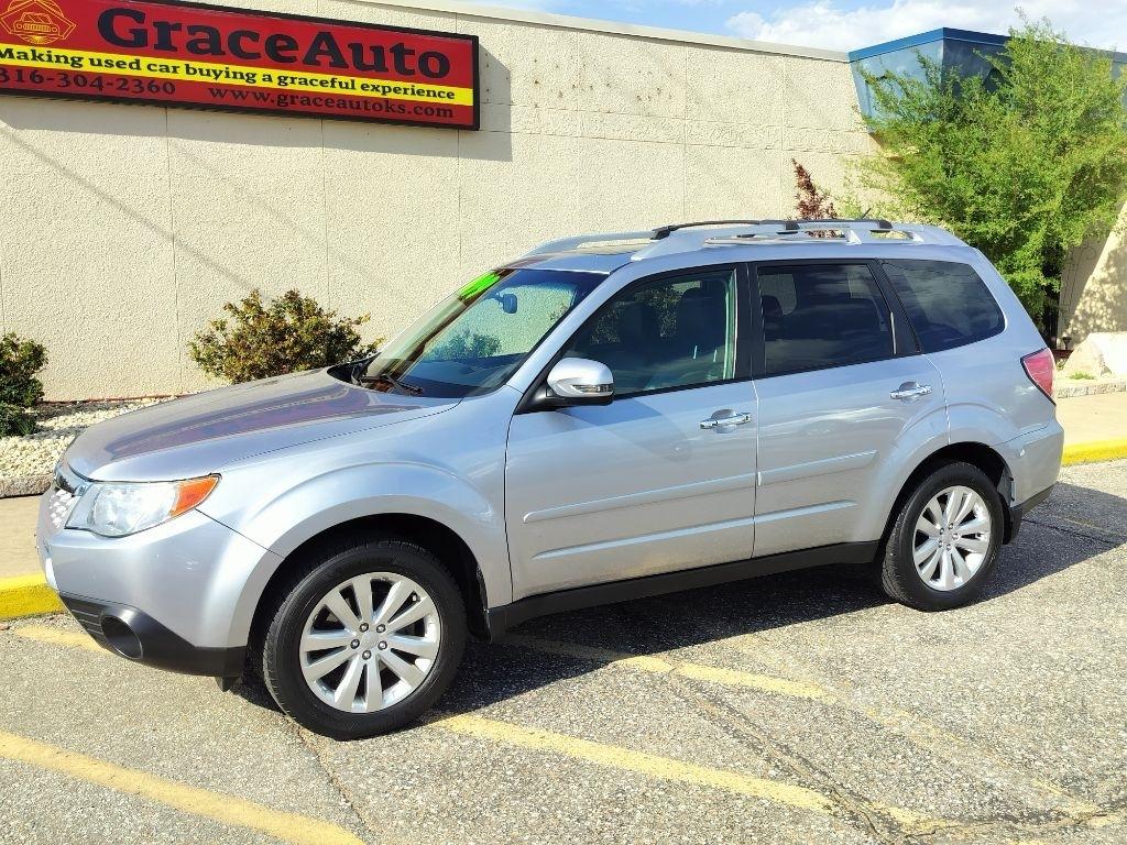 Subaru Forester 2.5X Touring 2013