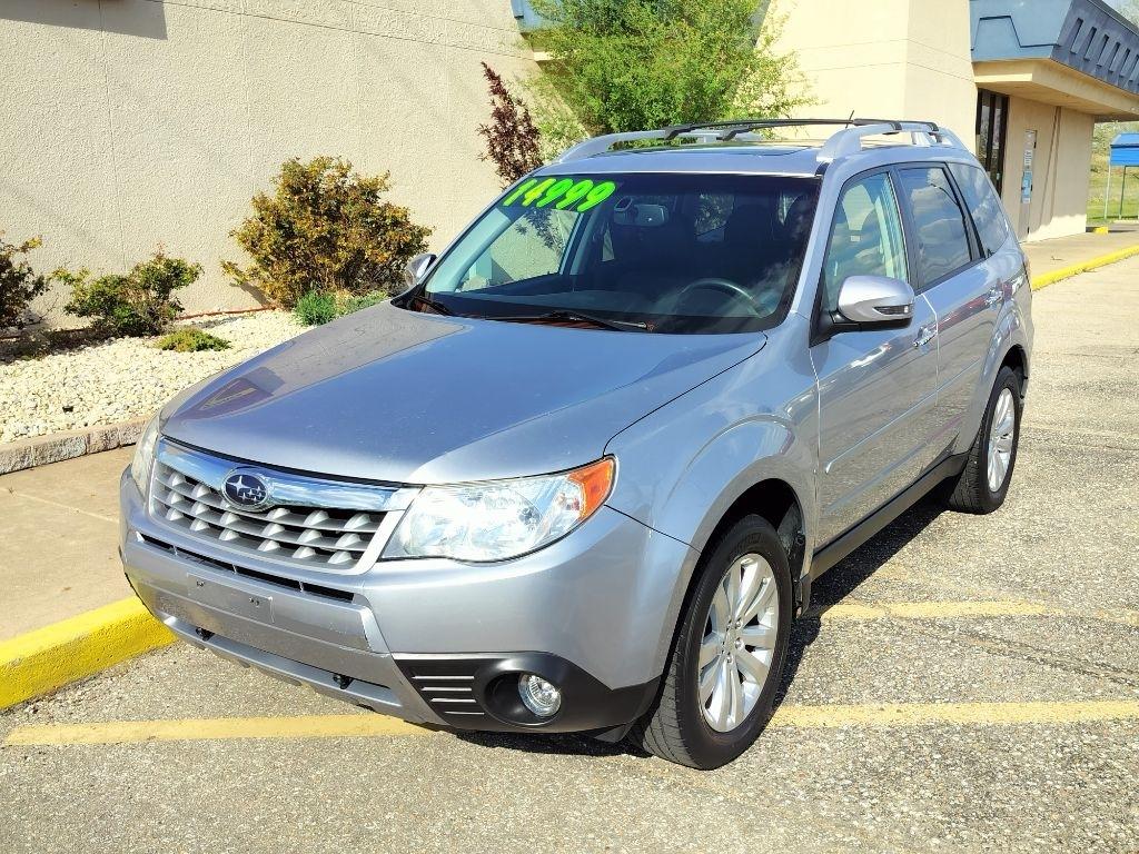 Subaru Forester 2.5X Touring 2013