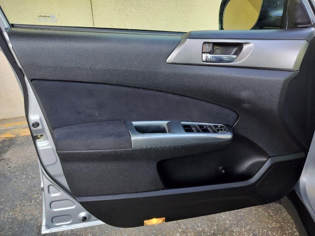 Subaru Forester 2.5X Touring 2013