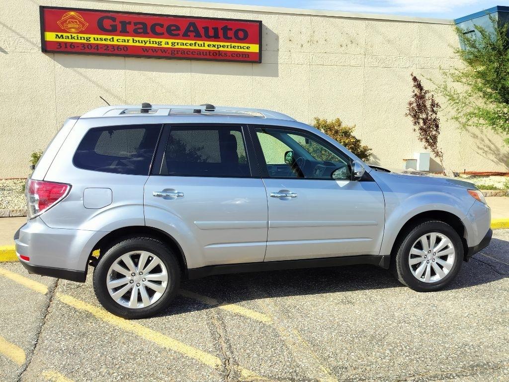 Subaru Forester 2.5X Touring 2013