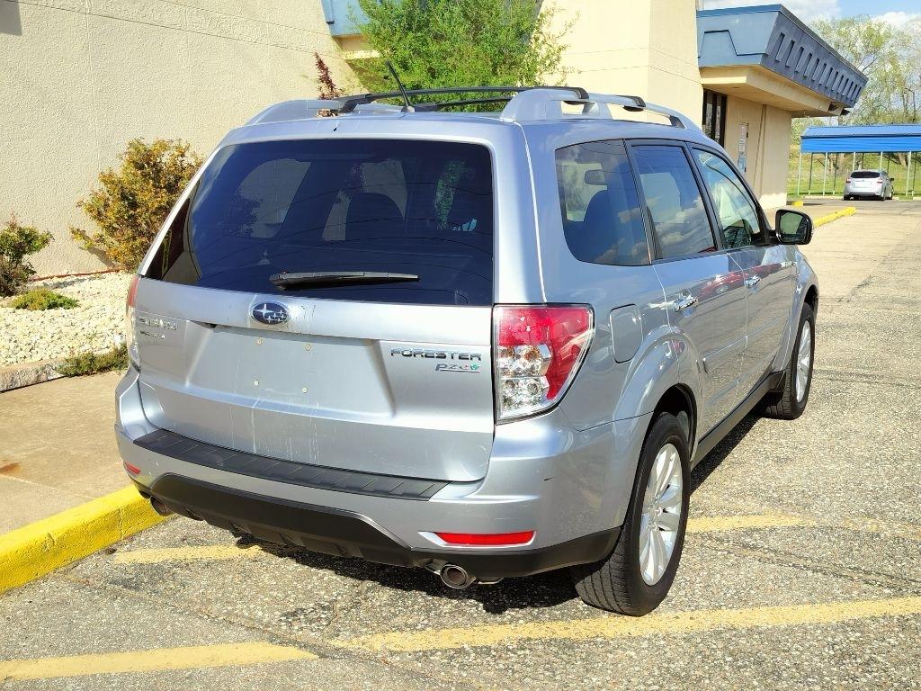 Subaru Forester 2.5X Touring 2013