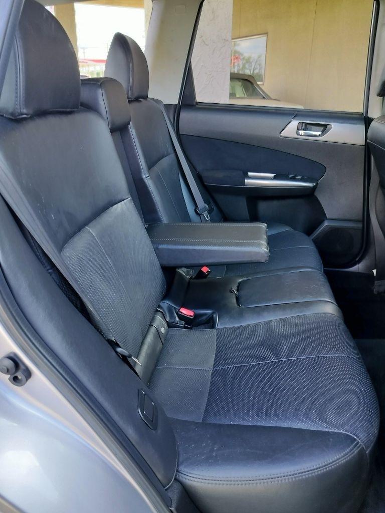 Subaru Forester 2.5X Touring 2013