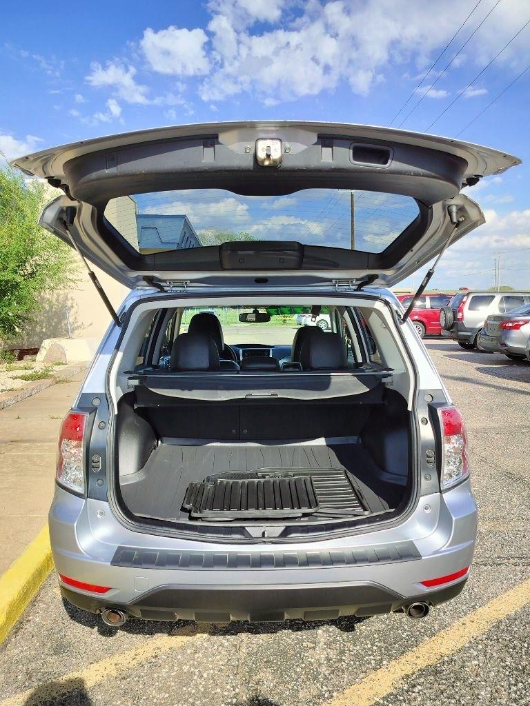 Subaru Forester 2.5X Touring 2013