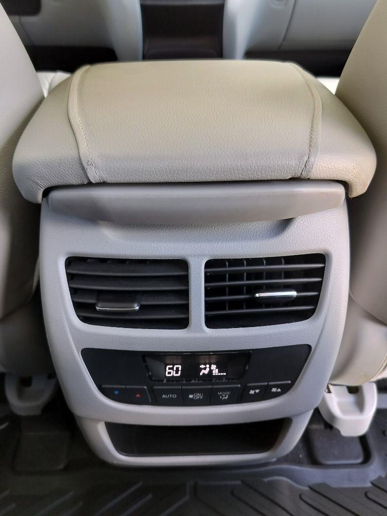 Acura MDX SH-AWD 9-Spd AT w/Tech Package 2016