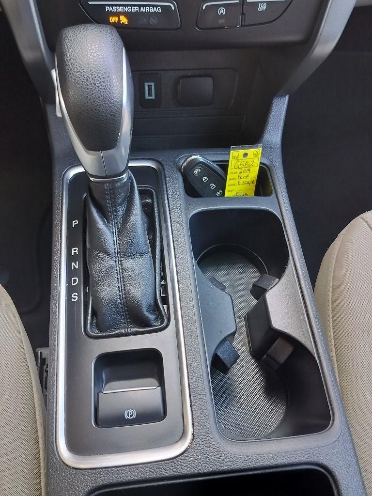 Ford Escape SE FWD 2019