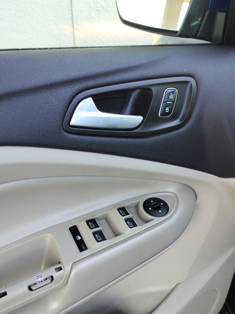 Ford Escape SE FWD 2019