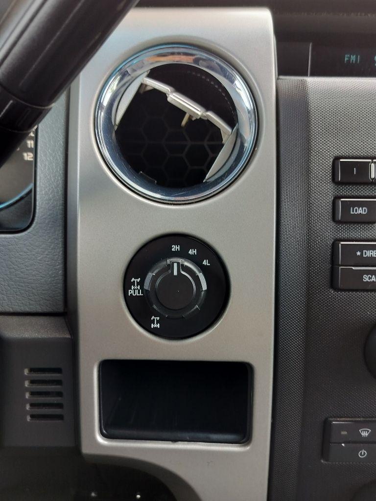 Ford F-150 XL SuperCab 8-ft. Bed 4WD 2012