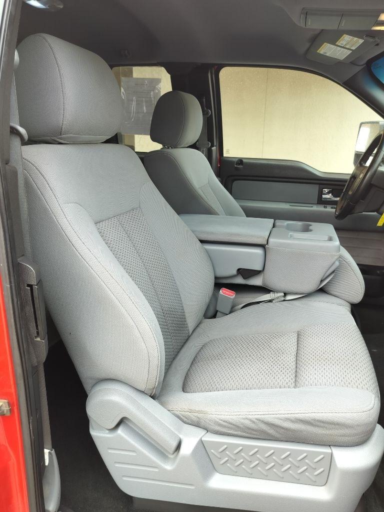 Ford F-150 XL SuperCab 8-ft. Bed 4WD 2012