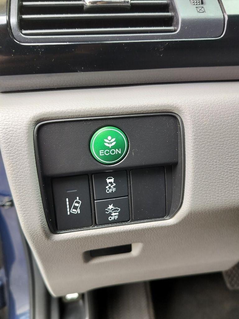 Honda Accord LX Sedan CVT w/ Honda Sensing 2017