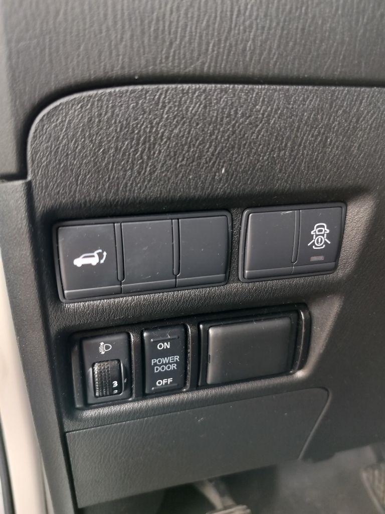 Nissan Armada SV AWD 2019