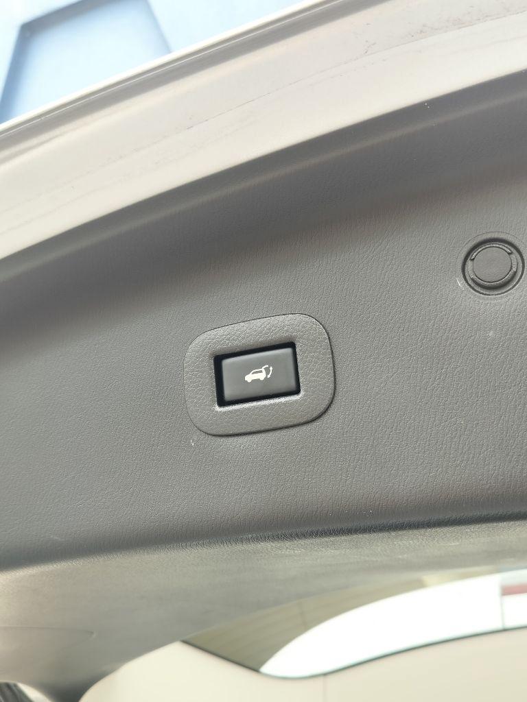 Nissan Armada SV AWD 2019