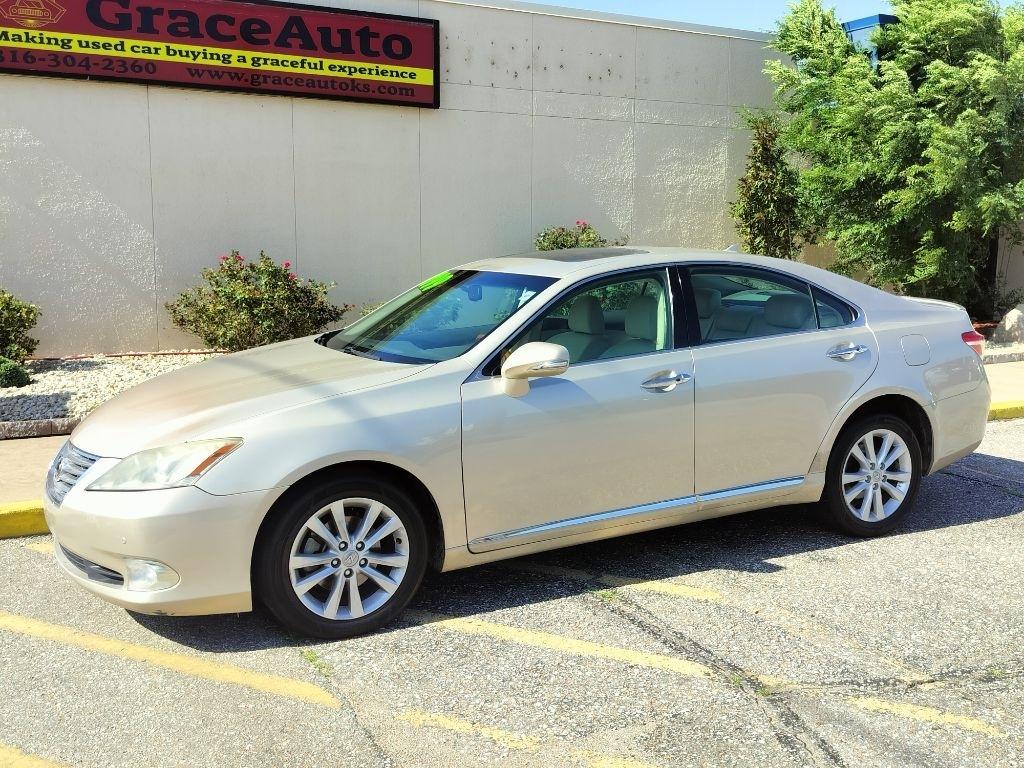 Lexus ES 350 Sedan 2010