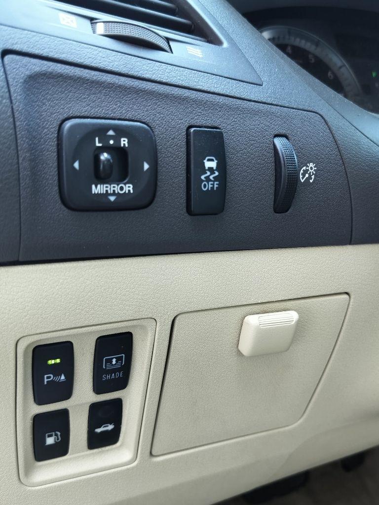 Lexus ES 350 Sedan 2010