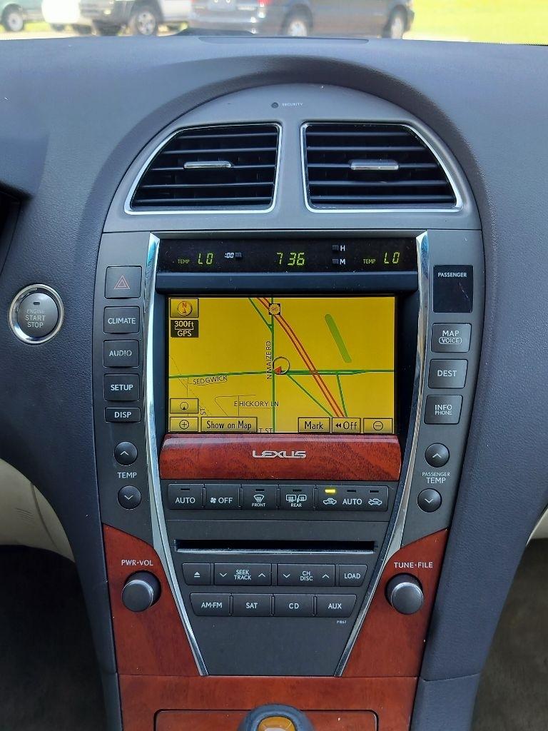 Lexus ES 350 Sedan 2010
