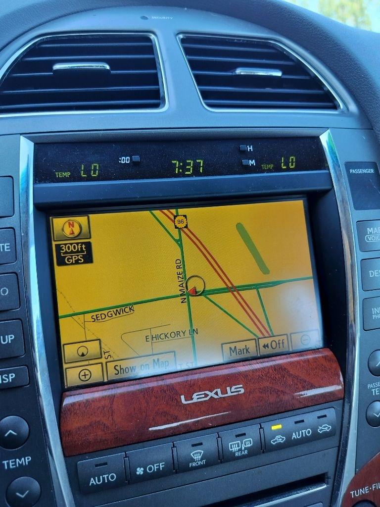 Lexus ES 350 Sedan 2010